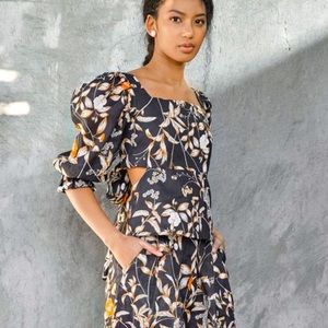 Christy Lynn Danielle Top in Black Desert Rose